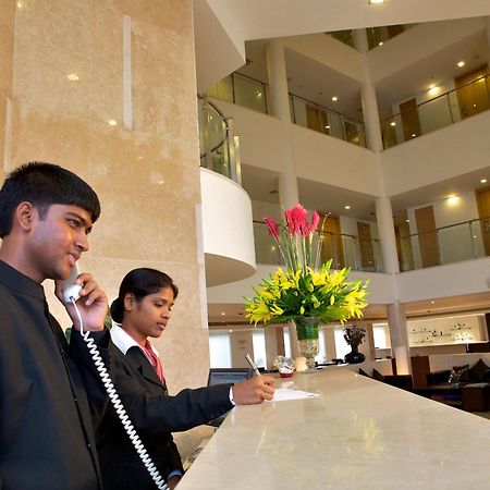 Peerless Hotel Hyderabad Exteriör bild
