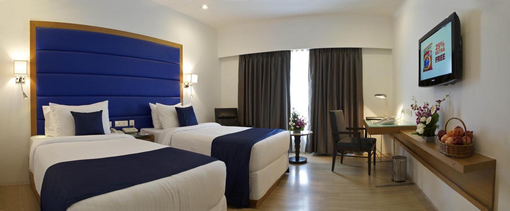 Peerless Hotel Hyderabad Exteriör bild