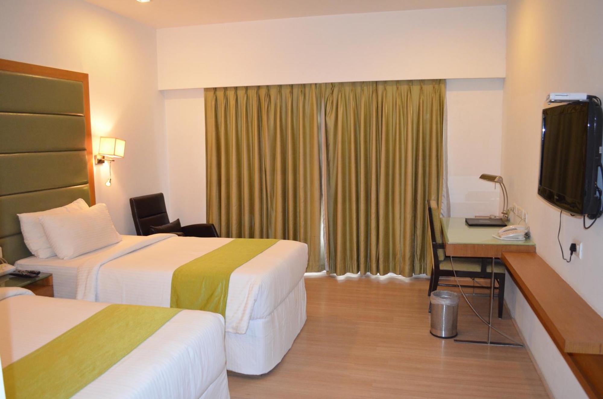 Peerless Hotel Hyderabad Exteriör bild