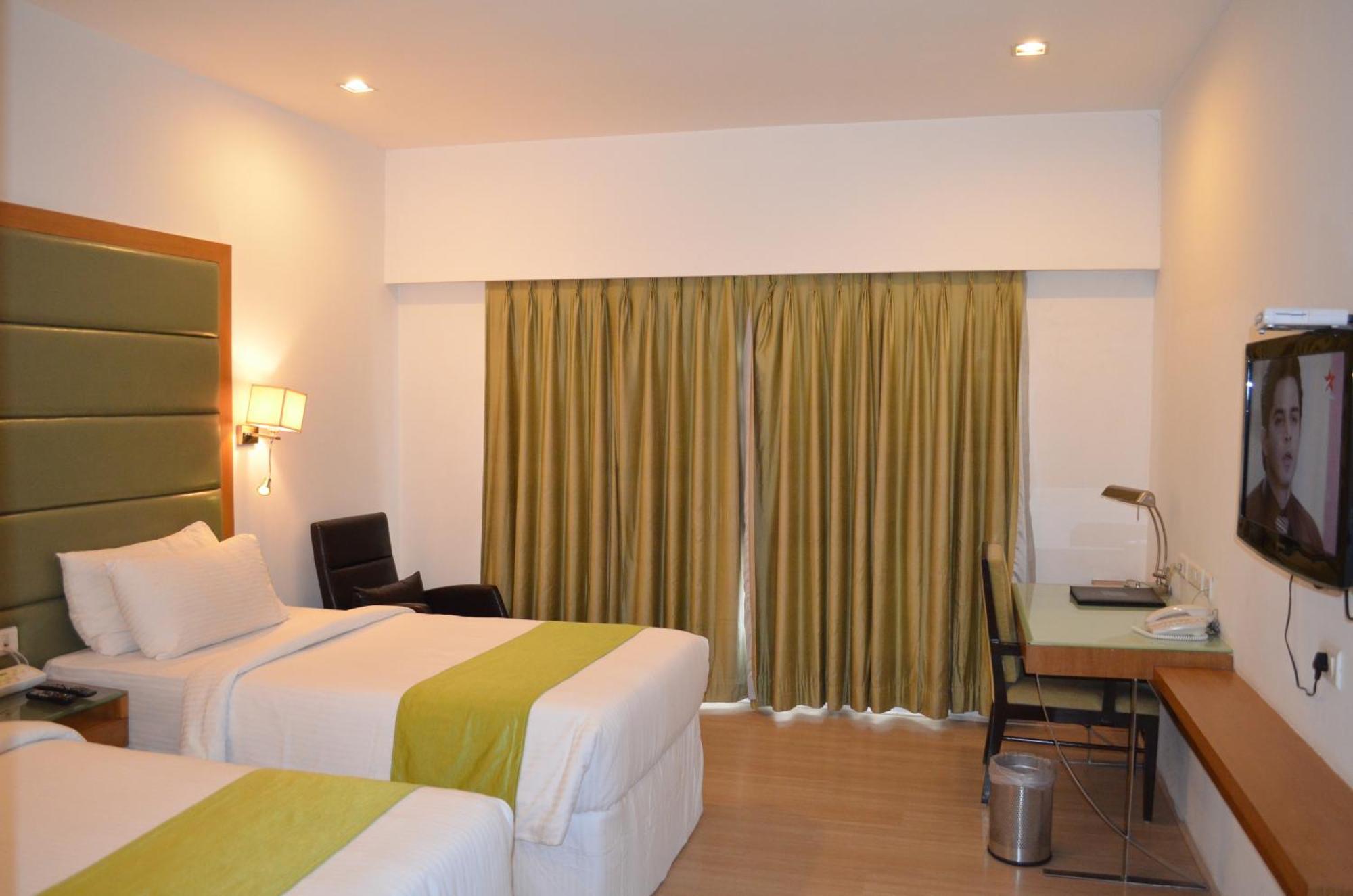 Peerless Hotel Hyderabad Exteriör bild