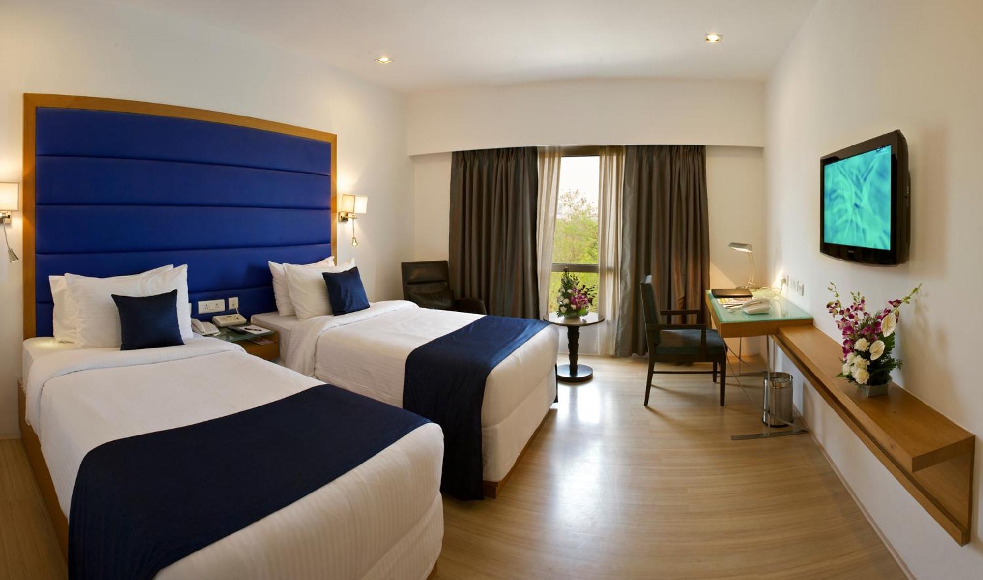 Peerless Hotel Hyderabad Exteriör bild