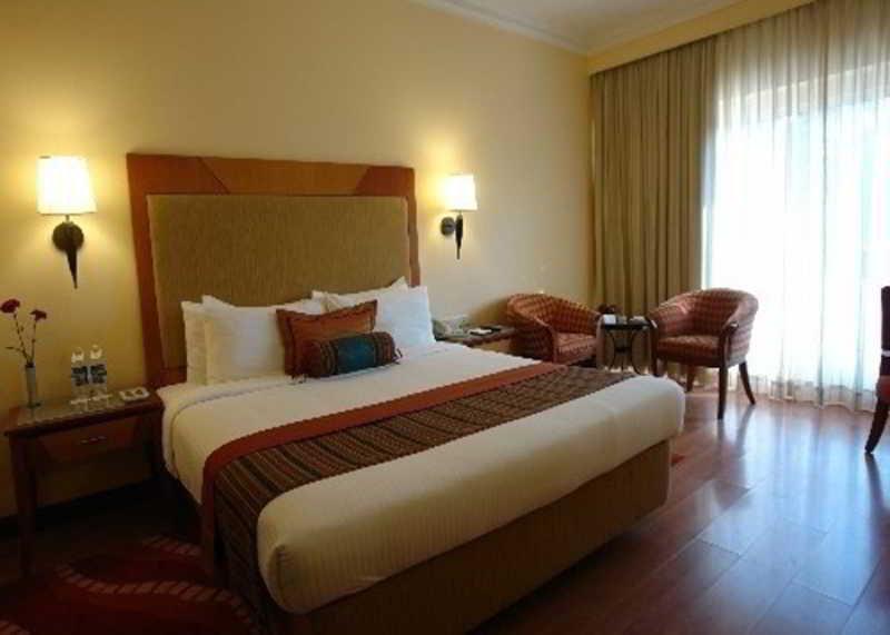 Peerless Hotel Hyderabad Exteriör bild