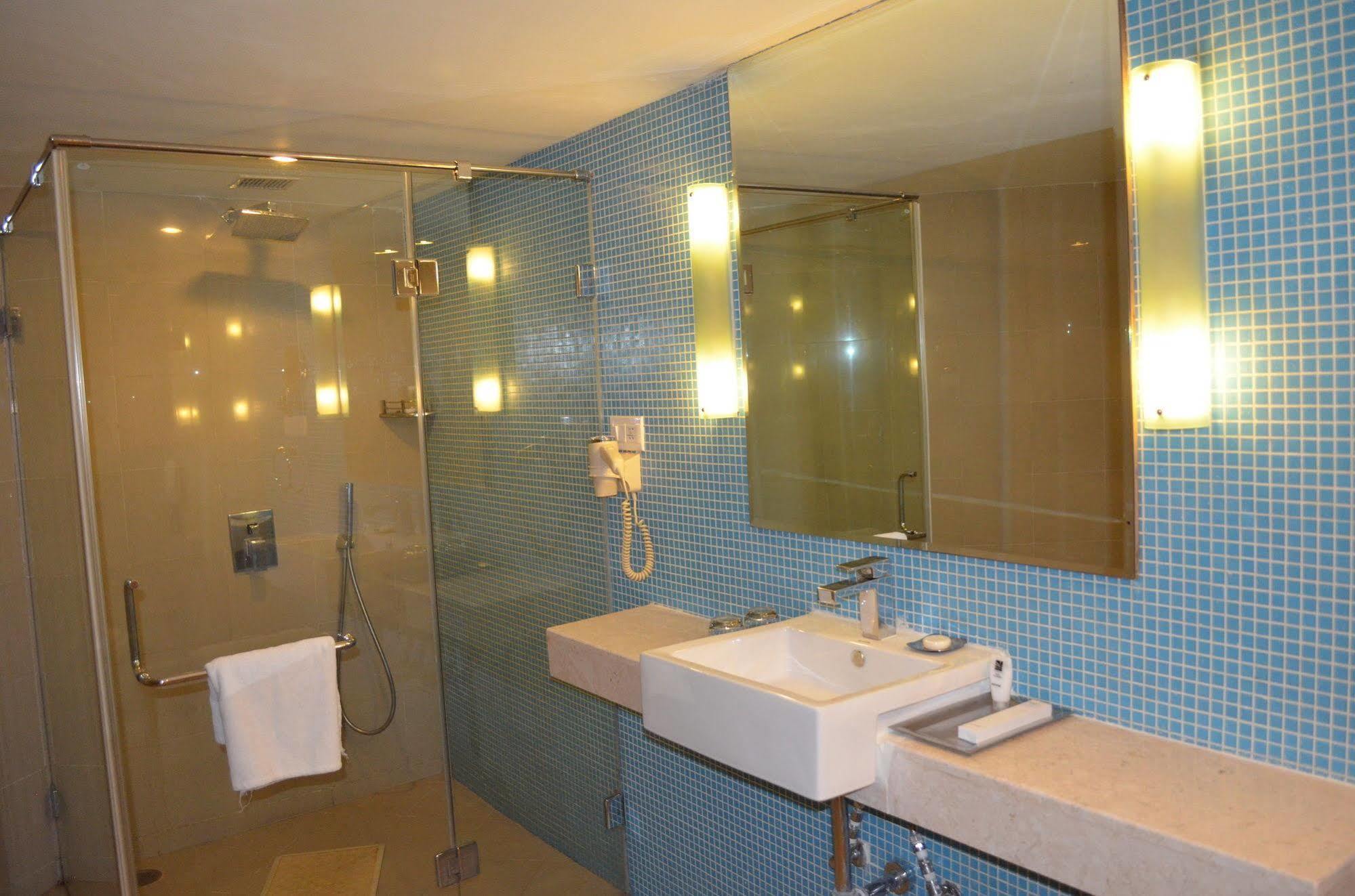 Peerless Hotel Hyderabad Exteriör bild
